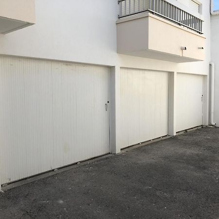 Duplex Centre Ville - 50M De La Plage - Clim - Garage - Netflix Le Grau-du-Roi Oda fotoğraf