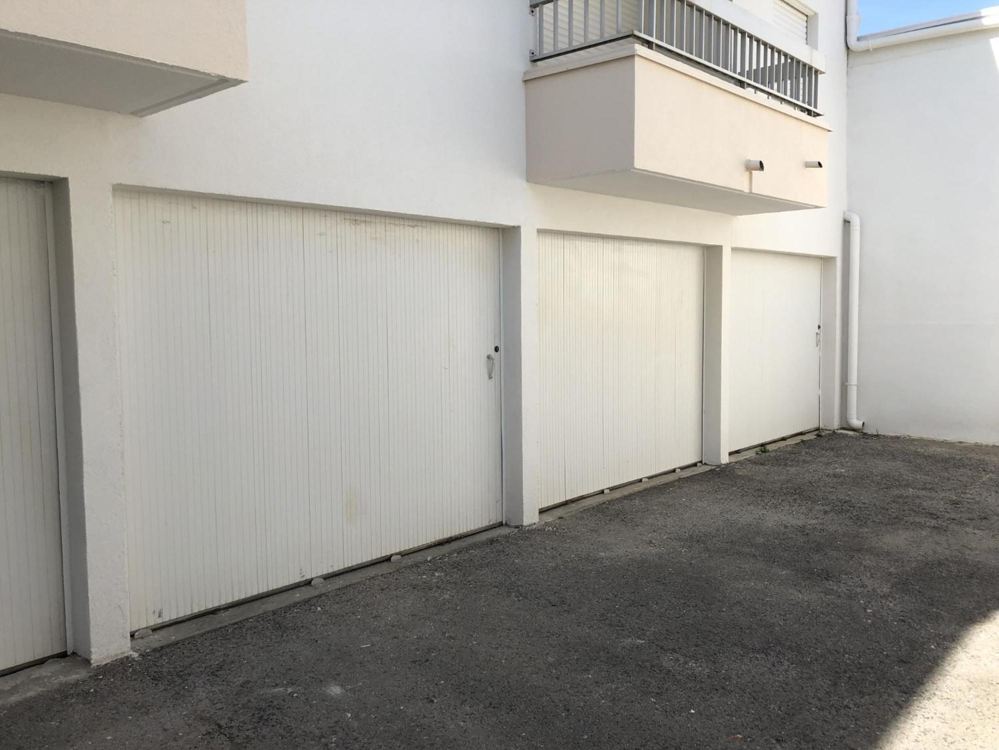 Duplex Centre Ville - 50M De La Plage - Clim - Garage - Netflix Le Grau-du-Roi Oda fotoğraf